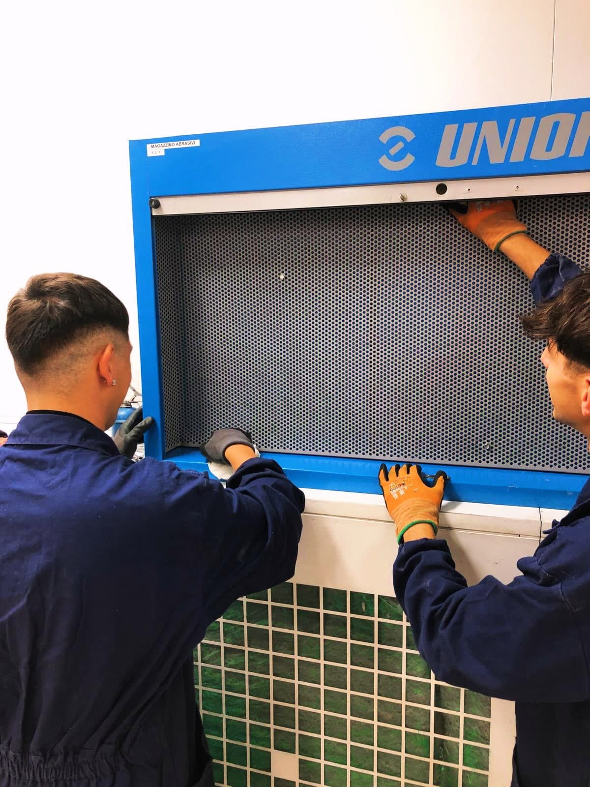 Dopo i festeggiamenti…si torna all’opera! 🛠️🔥